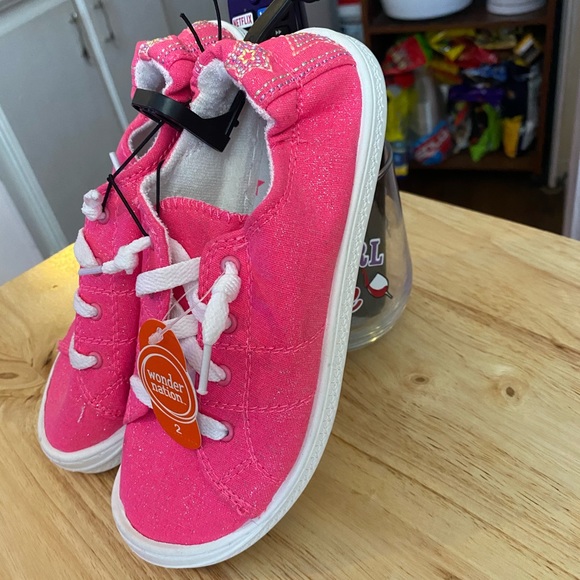 ‼️sold‼️Wonder Nation Kid's shoes - Picture 4 of 5